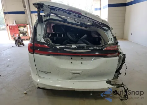 2023 Chrysler Pacifica Touring L z USA, uszkodzony, nr VIN 2C4RC1BGXPR532242